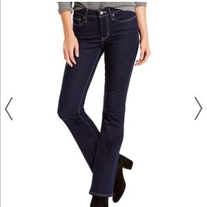 New Perfectly slimming Levi 512 Bootcut